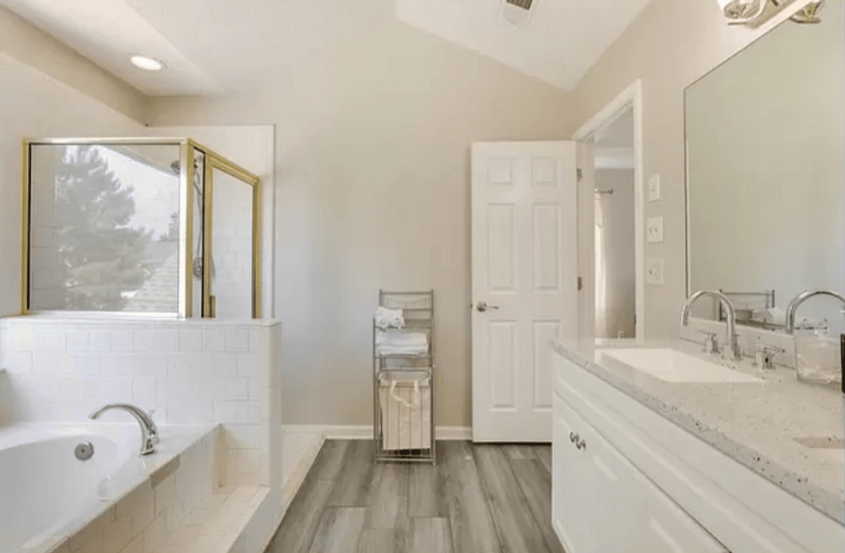 Lithonia House: 7136 Woodstone Dr