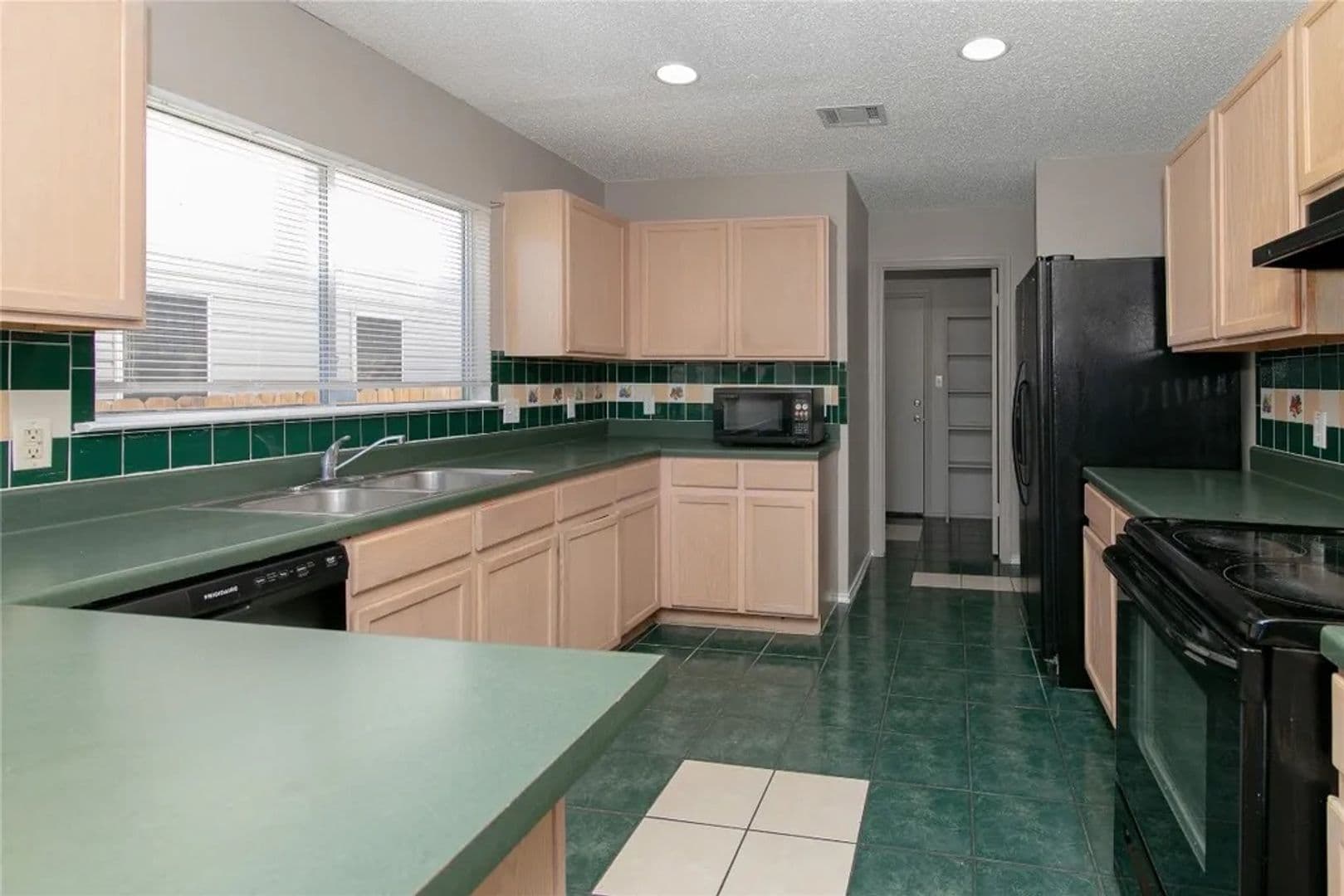 Austin House: 12931 Heyerdahl Dr
