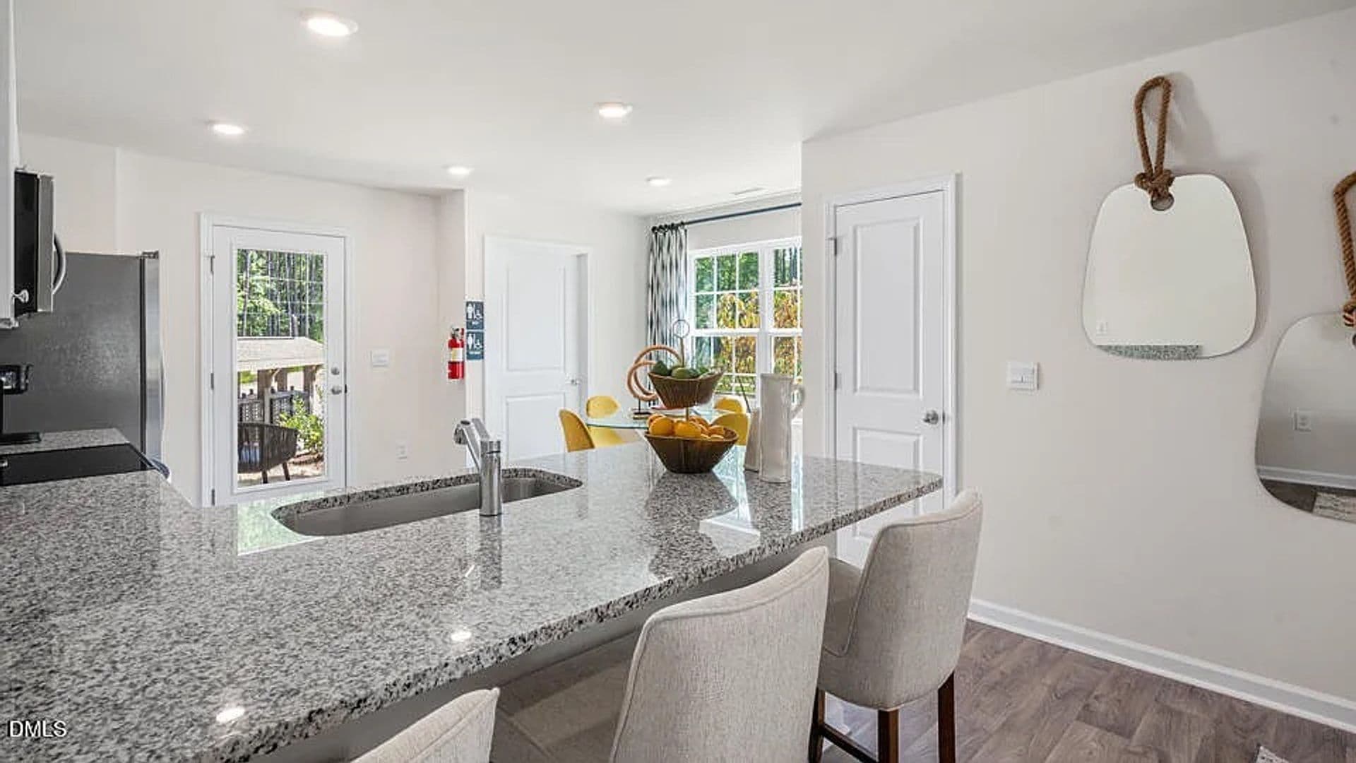 Raleigh House: 8510 Beckett Chase Wy