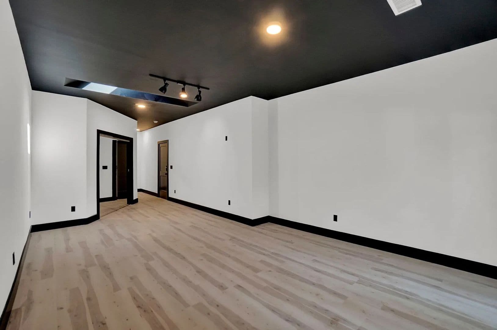 Rock Hill House: 228 Pursley St
