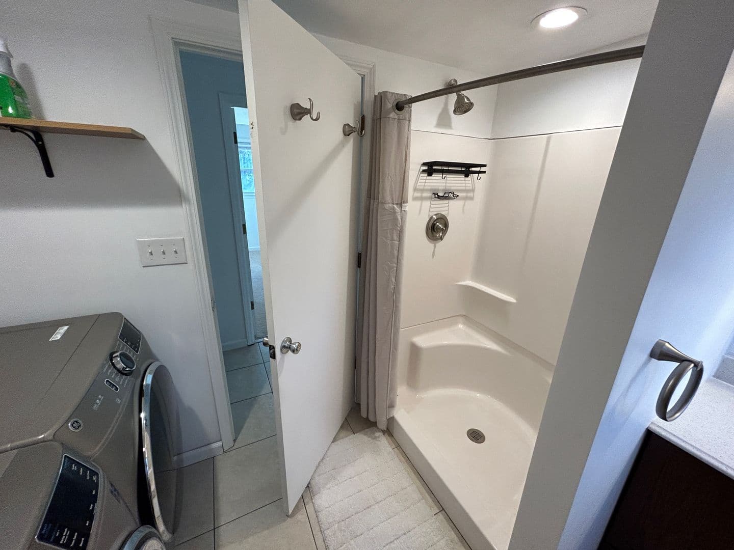 Raleigh House: 3812 Oak Park Rd