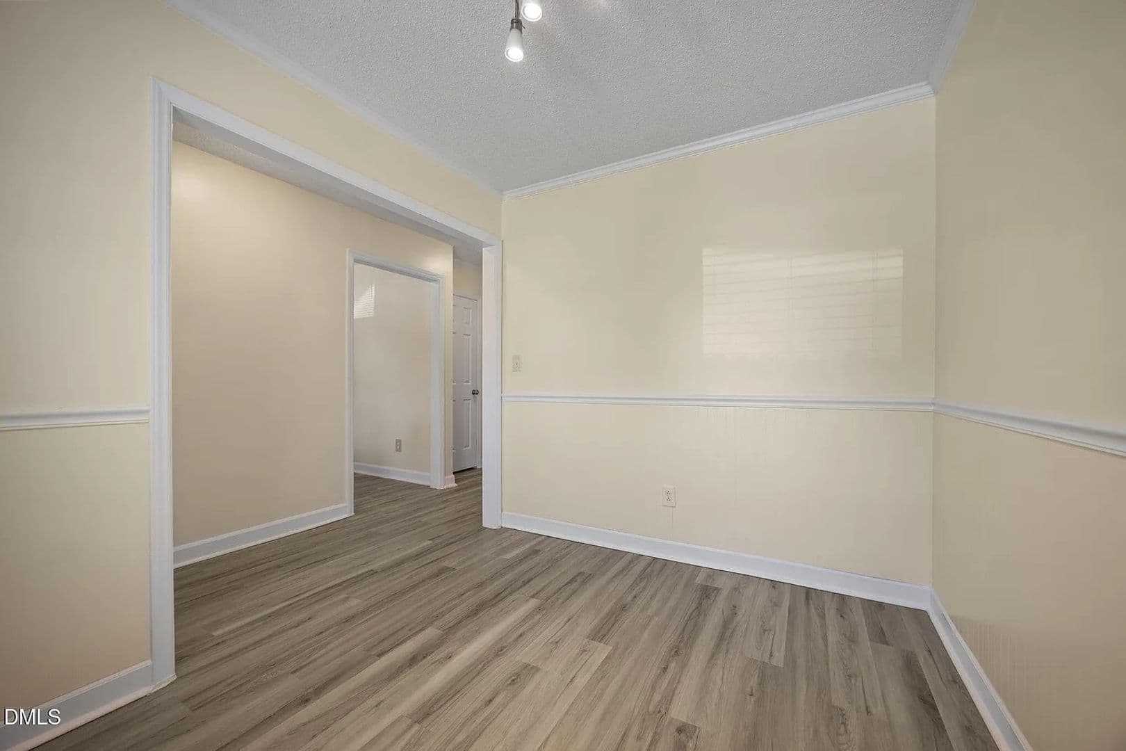 Raleigh House: 1627 Oakland Hills Way
