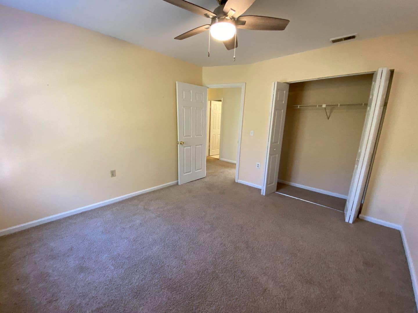 Raleigh House: 7765 Falcon Rest Cir