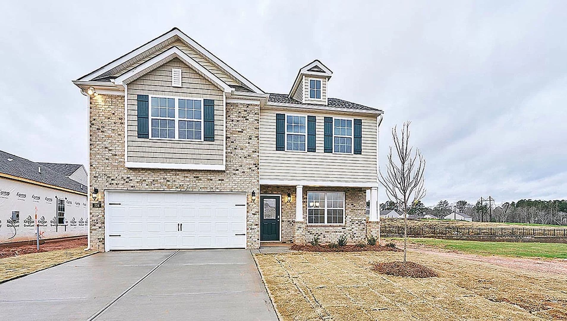 Clayton House: 408 N Great White Way