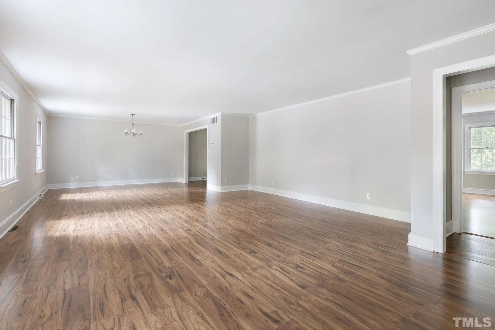 Raleigh House: 4600 Joyner Pl
