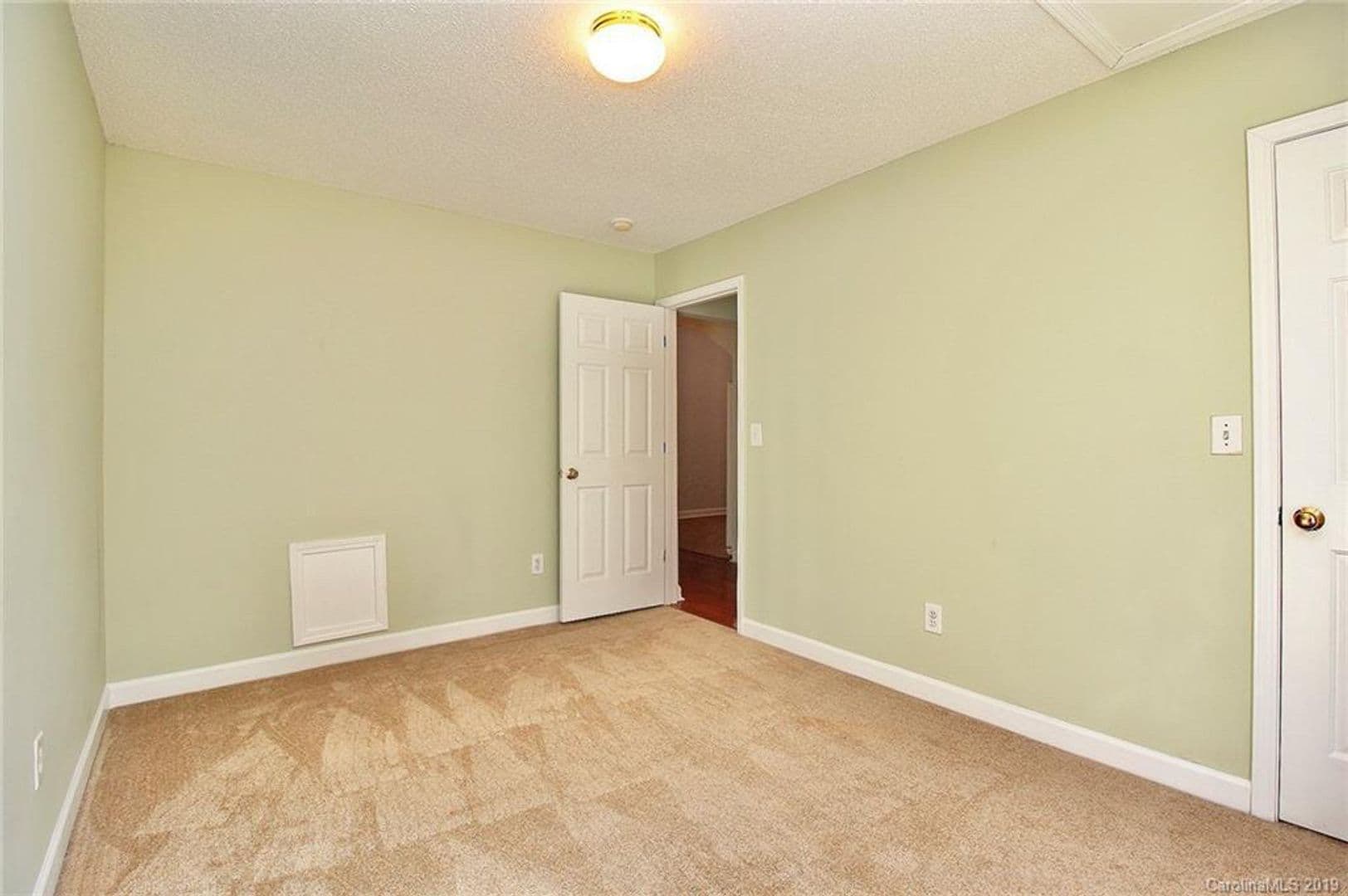 Charlotte House: 204 Tom Hunter Rd