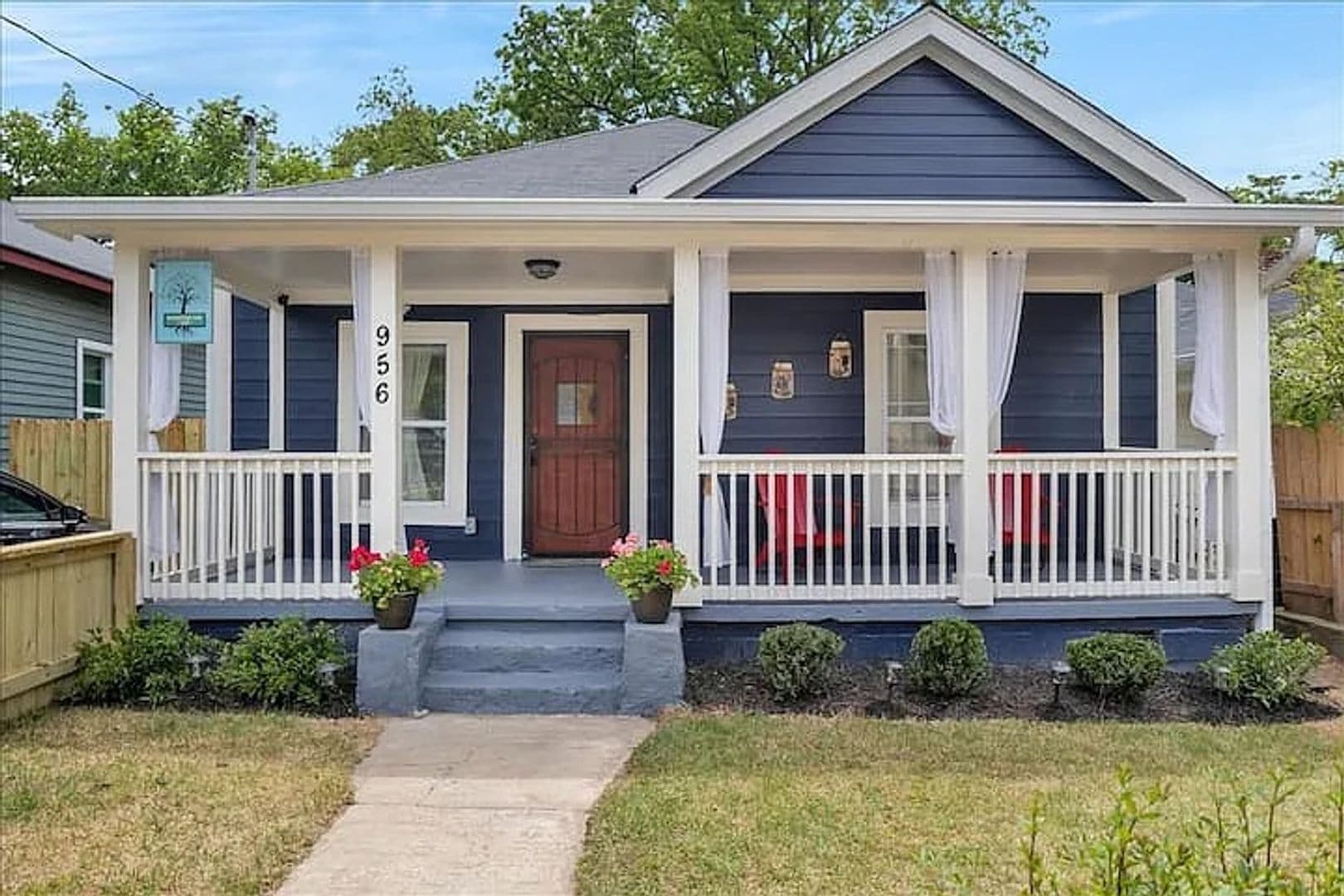 Atlanta House: 956 Mayson Turner Rd NW