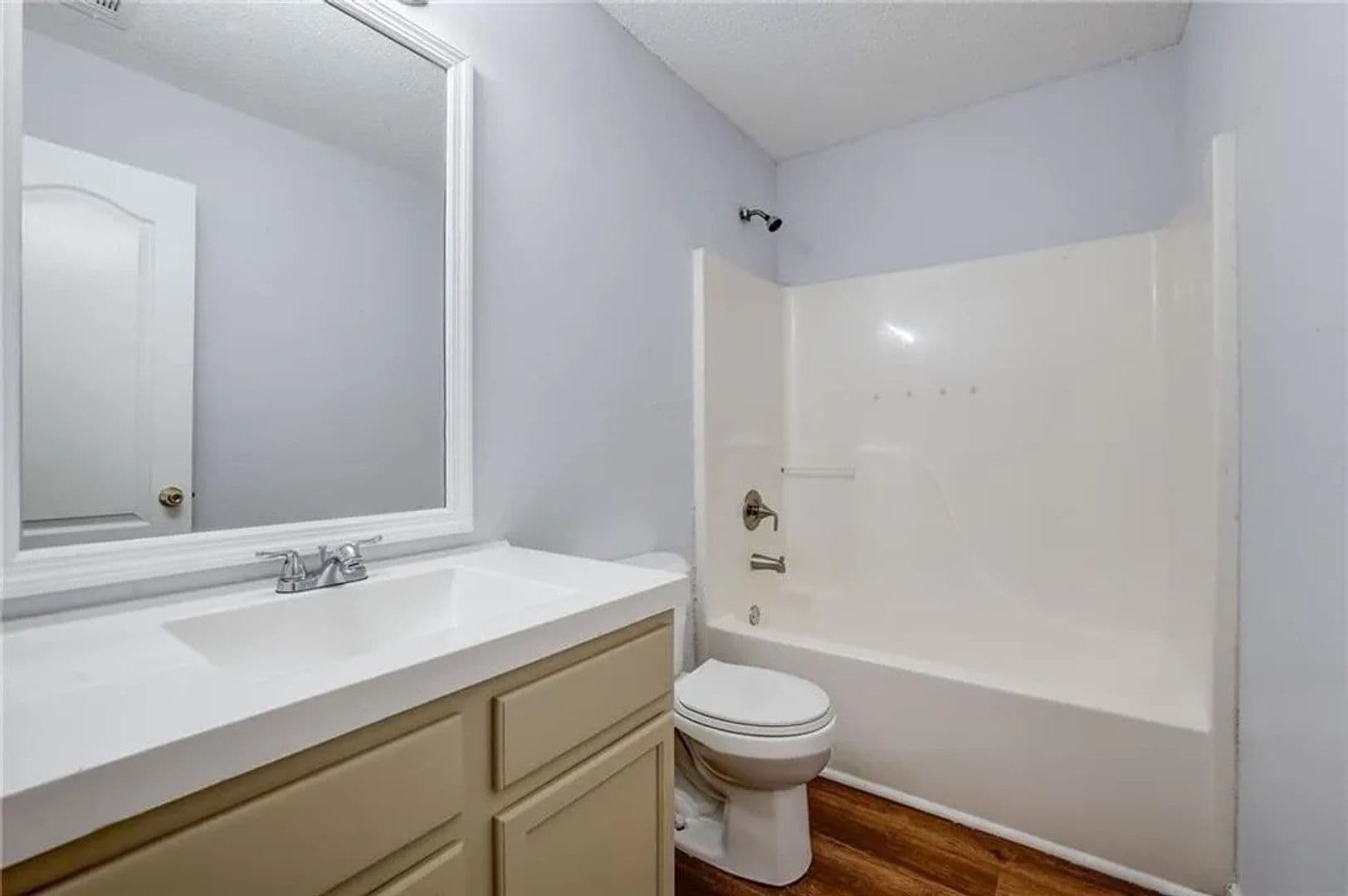 Union City House: 3865 Cypress Pointe Dr