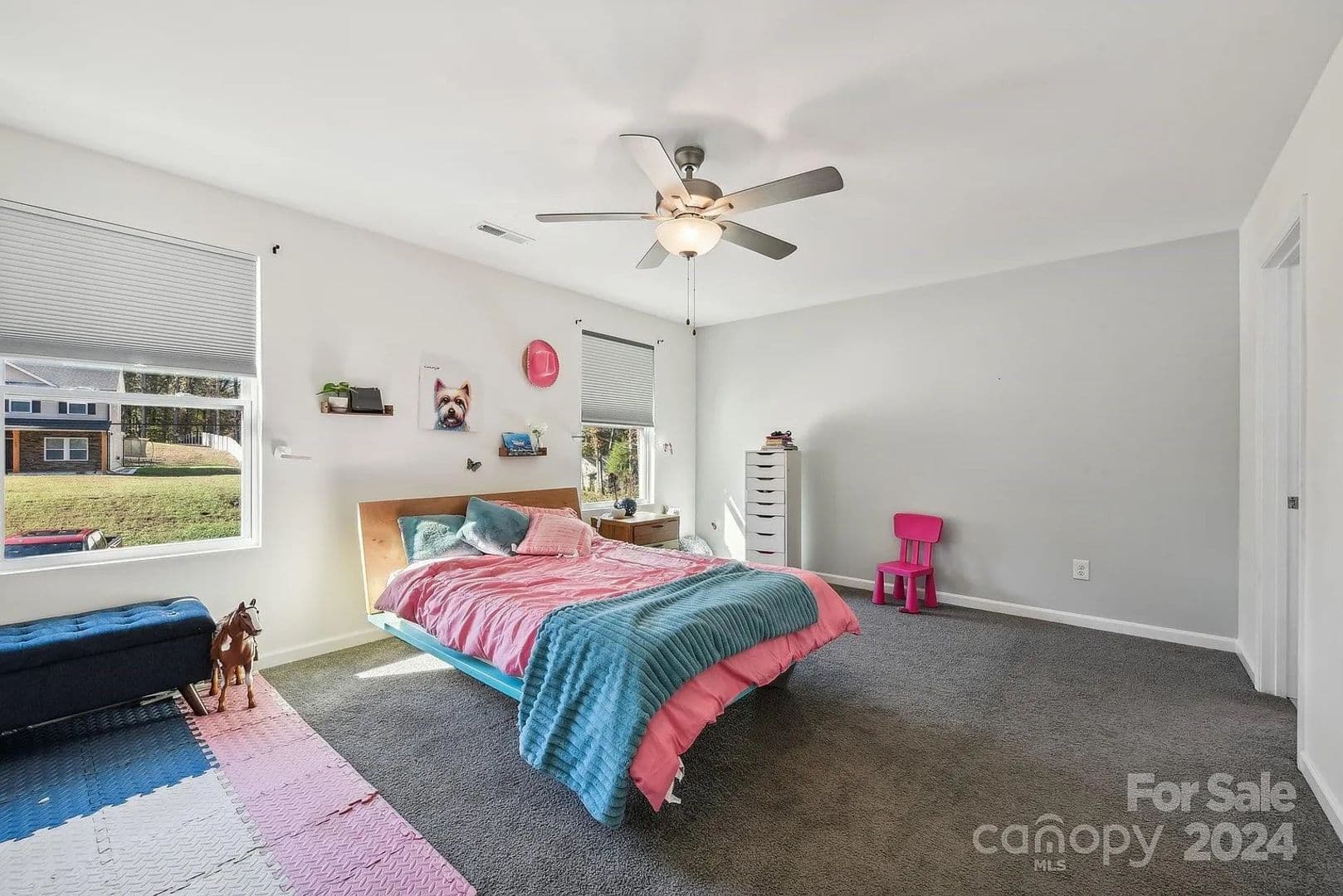 Charlotte House: 7608 Denbur Dr