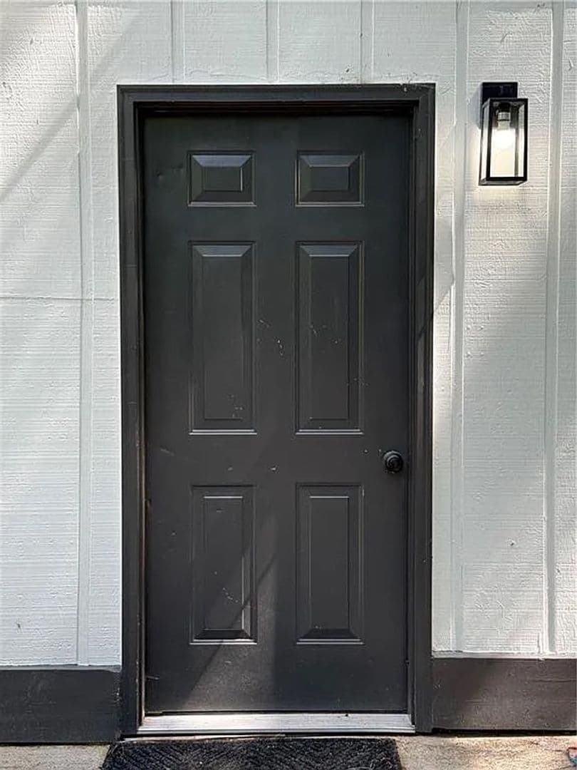 Alpharetta House: 721 Wedgewood Dr