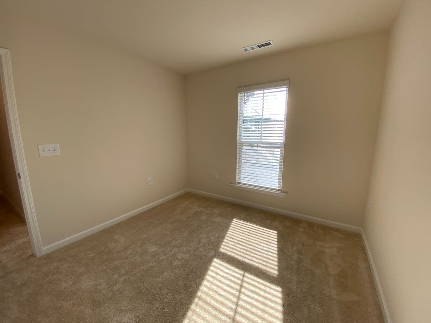 Durham House: 88 Whitesell Way