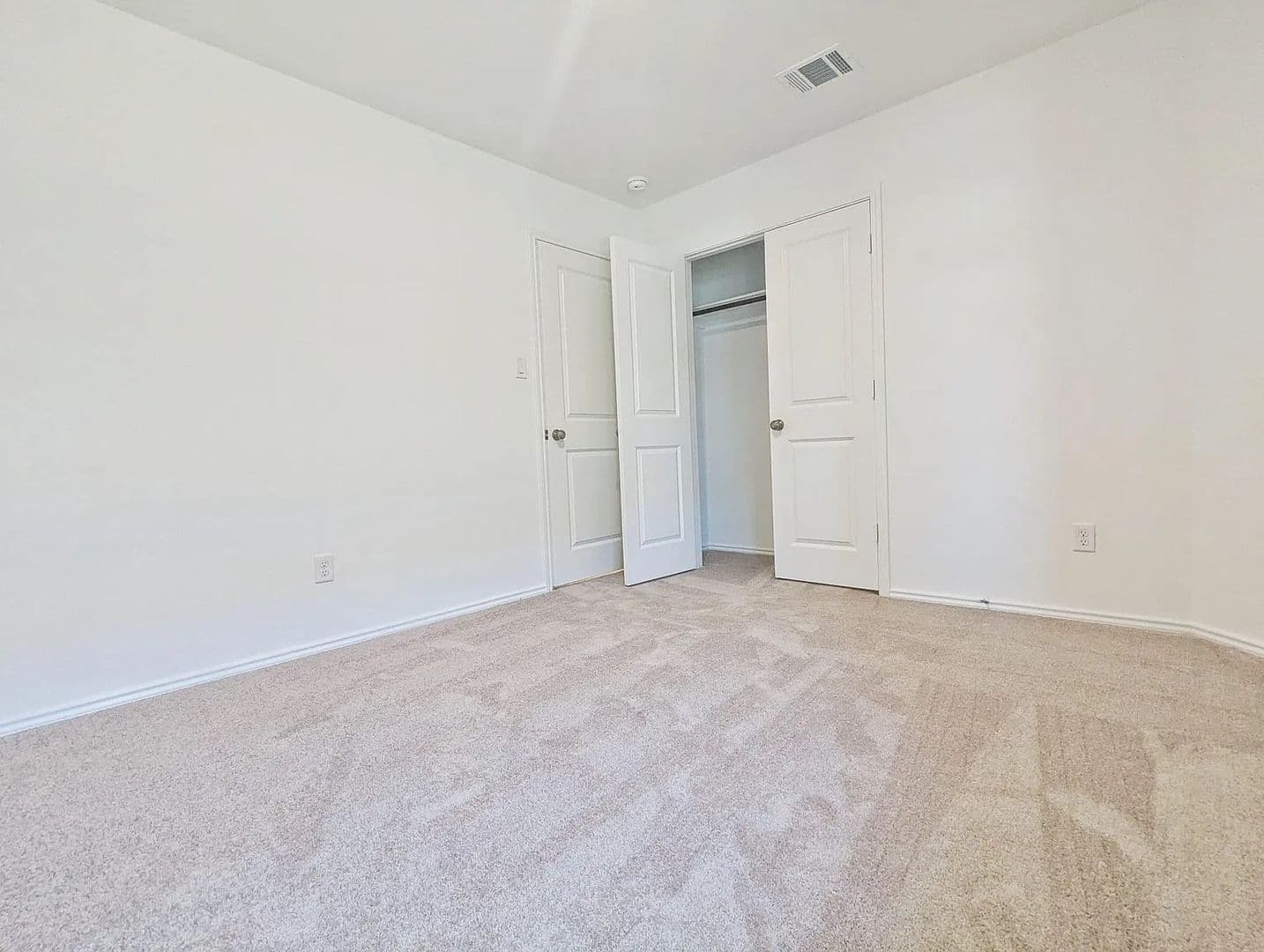 Kyle House: 158 Gresham