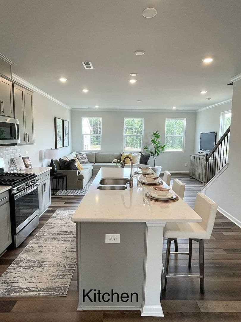 Apex House: 449 Carolina Springs Blvd