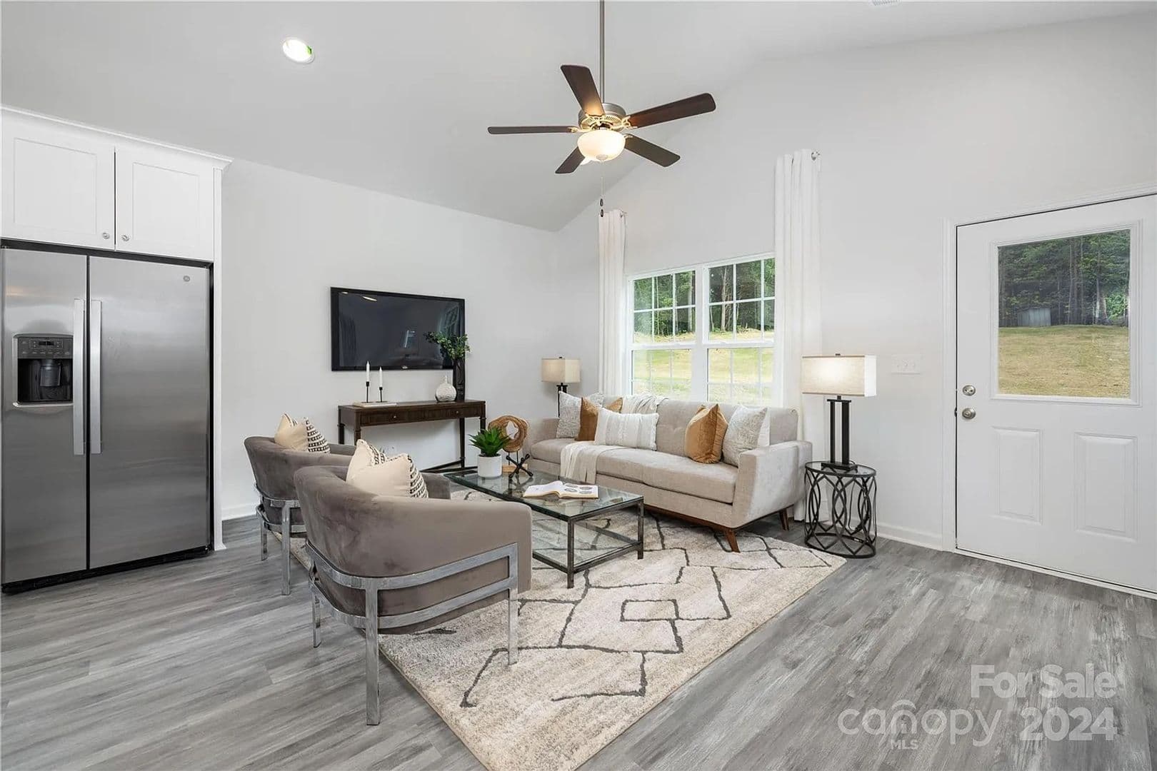 Charlotte House: 3905 Oakwood Rd