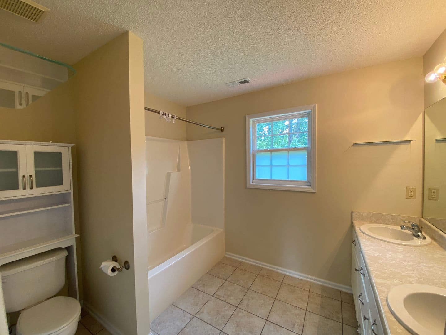 Raleigh House: 1305 Ujamaa Dr