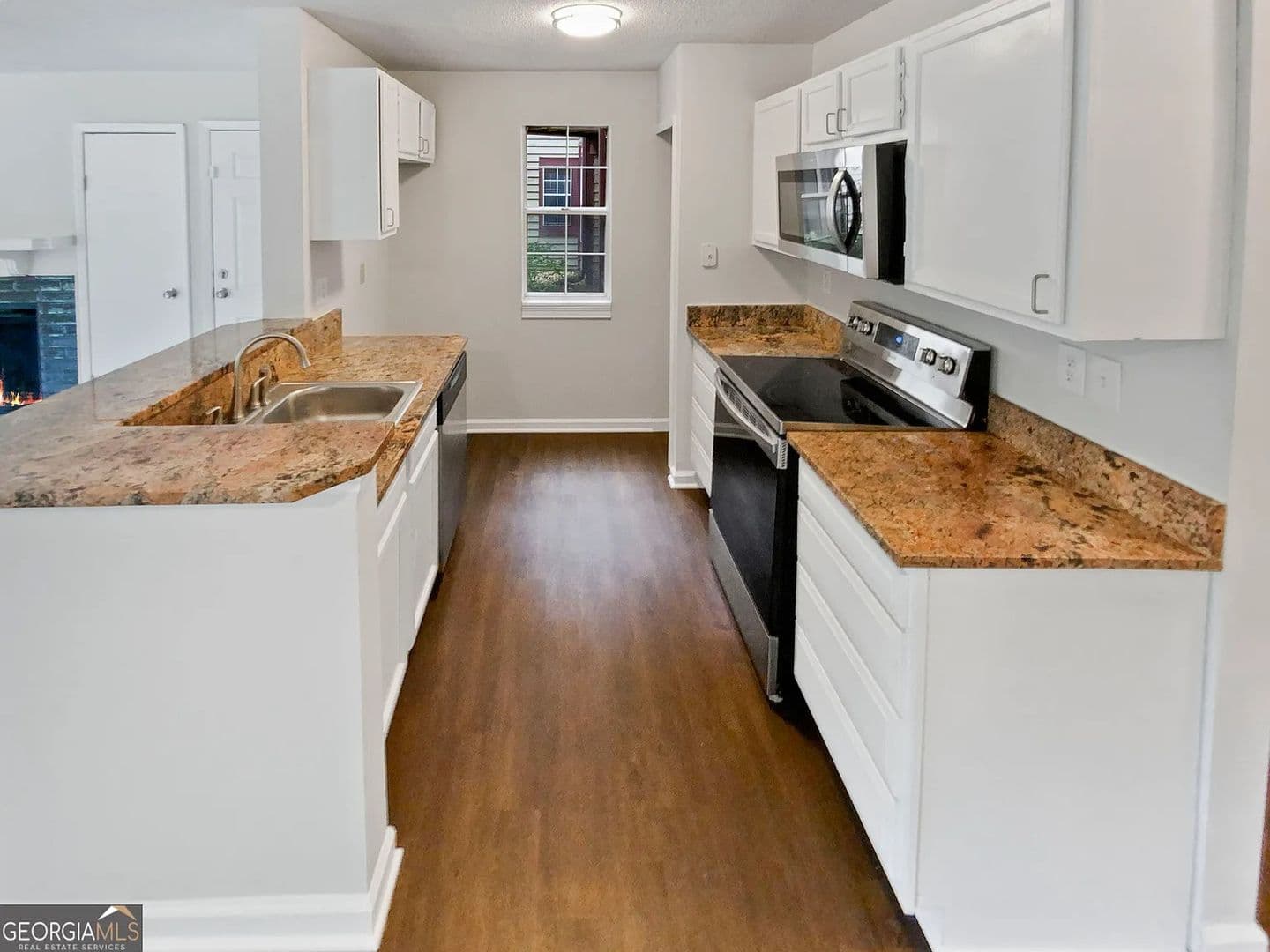 Alpharetta House: 714 Cypress Pointe St