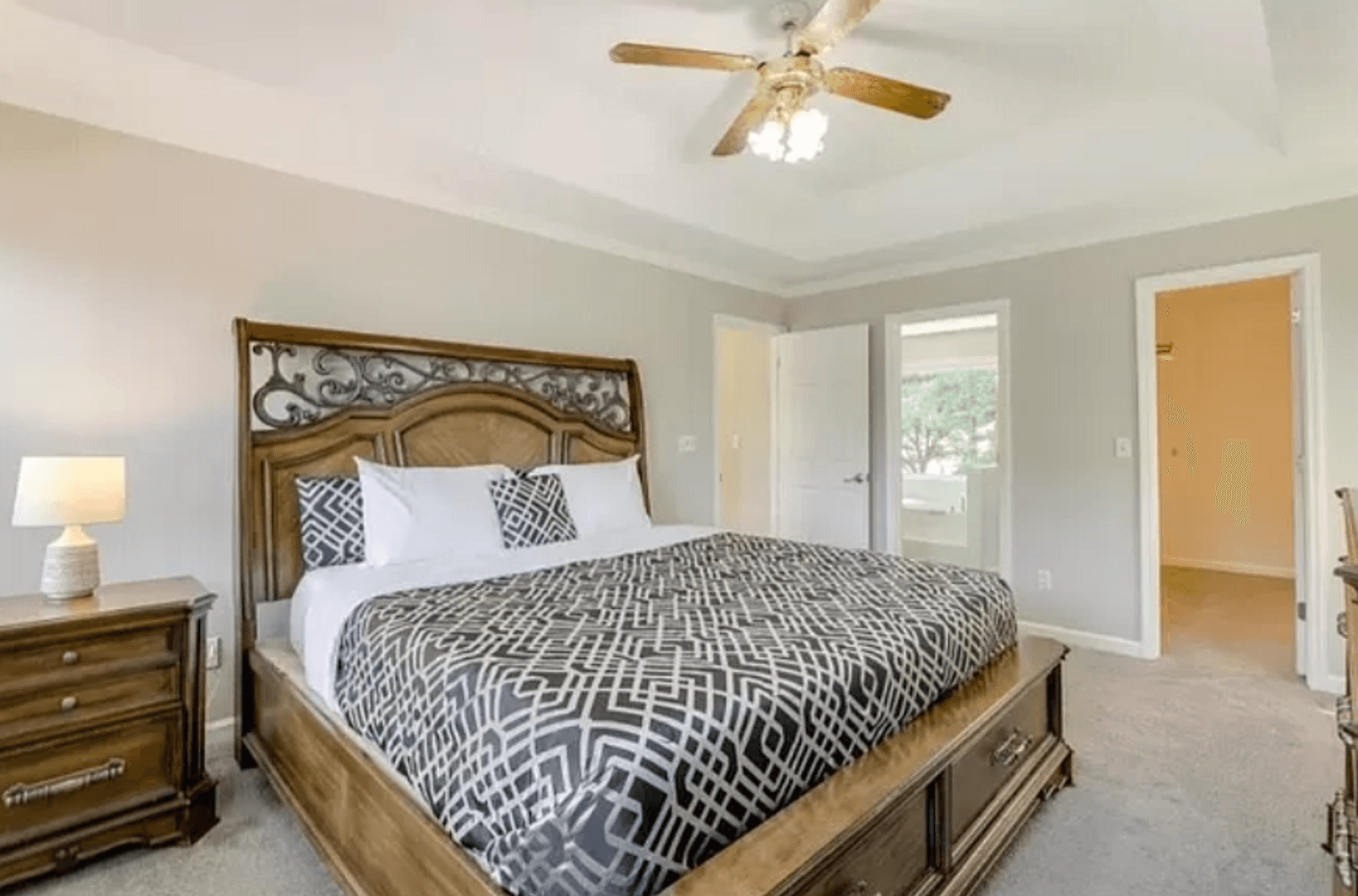 Lithonia House: 7136 Woodstone Dr