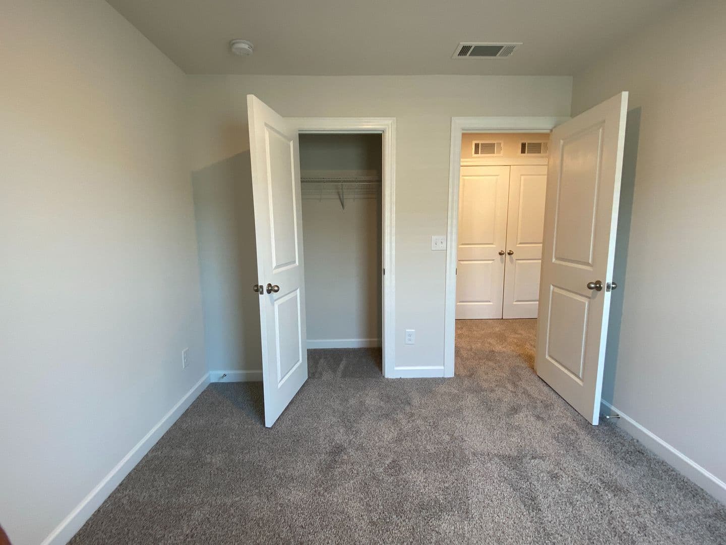 Charlotte House: 2031 Tears Ln