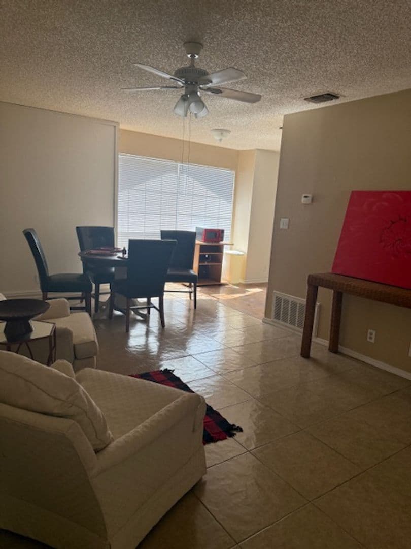 San Antonio House: 10533 Starcrest Dr
