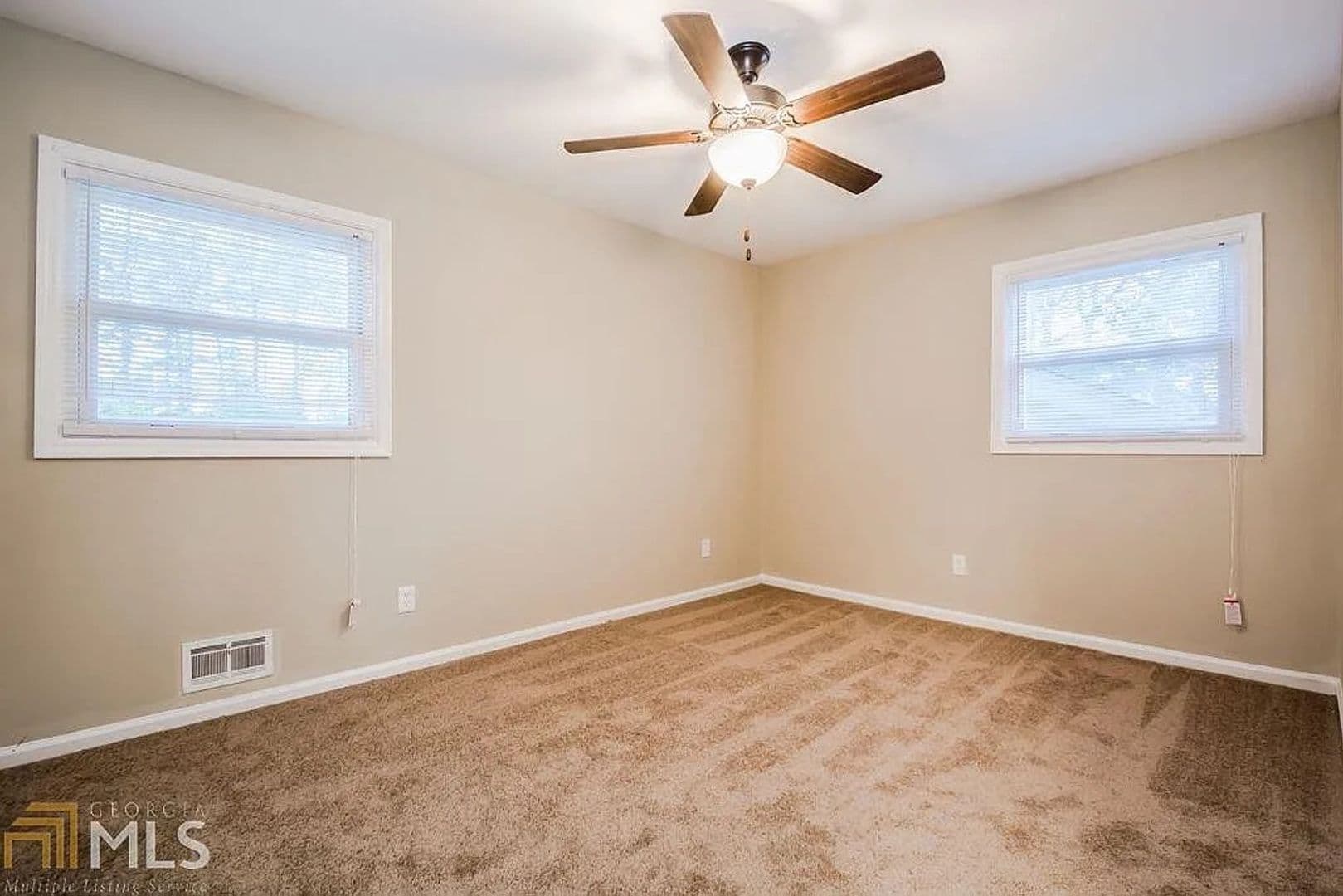 Lawrenceville House: 537 Reba Rd