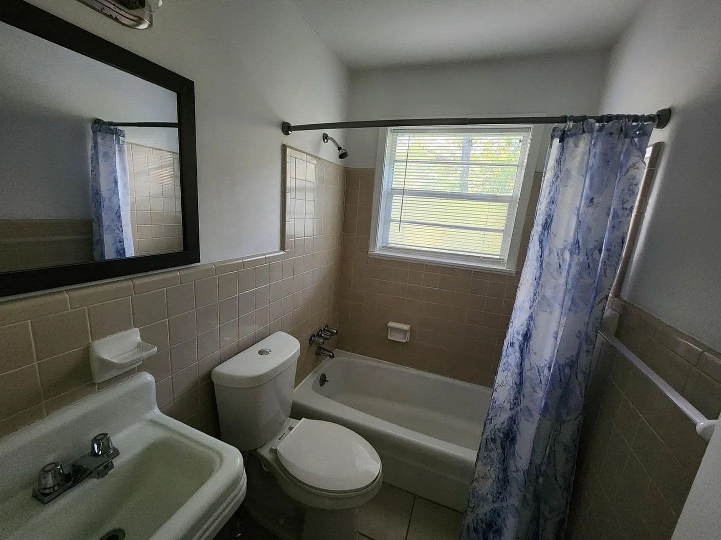 Covington House: 4152 Monticello St