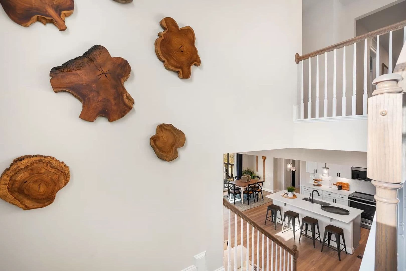 Garner House: 108 Gunderson Ln