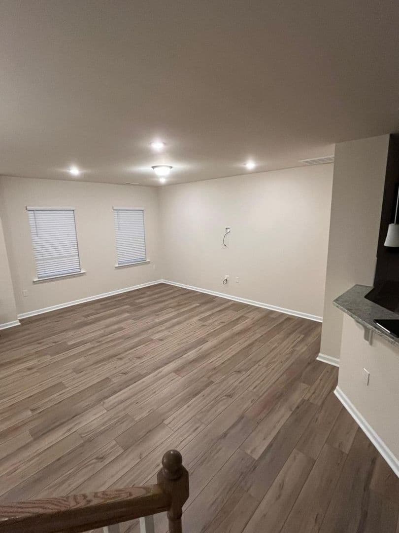 Raleigh House: 5600 Preveza Pl