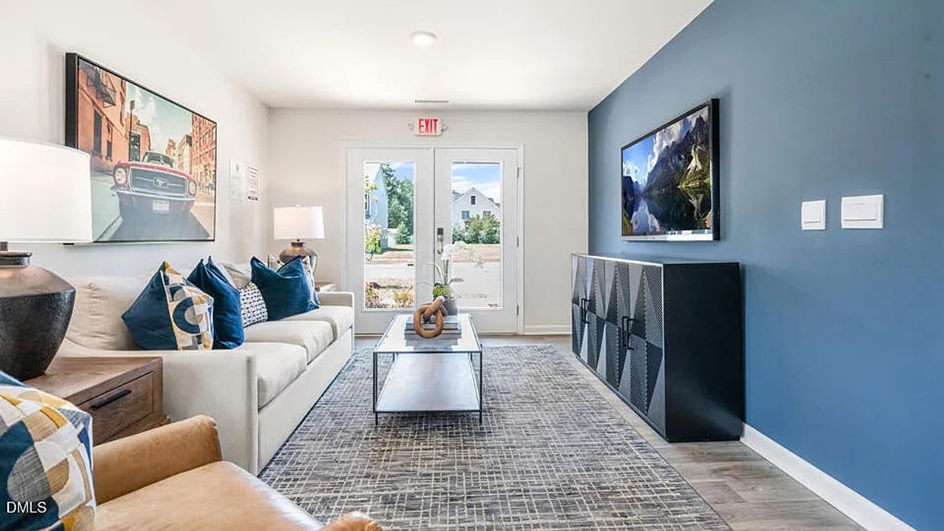 Raleigh House: 8510 Beckett Chase Wy