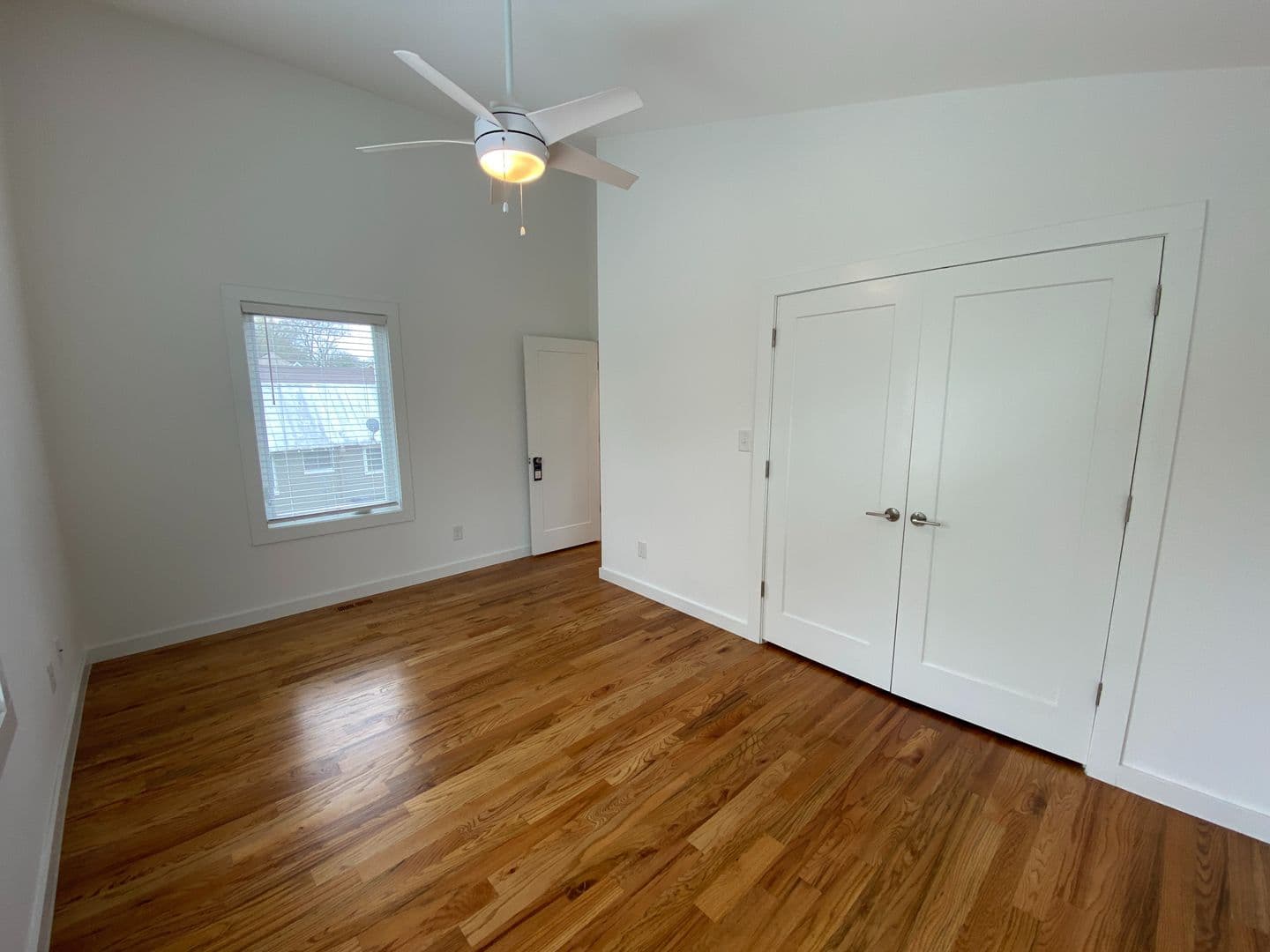Raleigh House: 218 Heck St