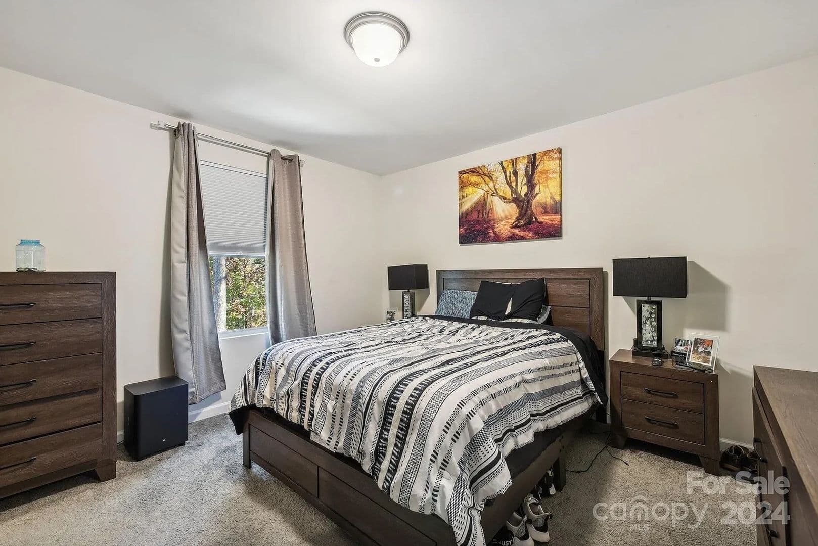 Charlotte House: 7608 Denbur Dr