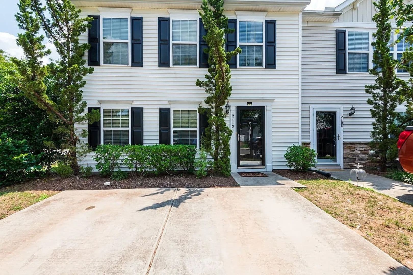 Durham House: 2110 Raj Dr