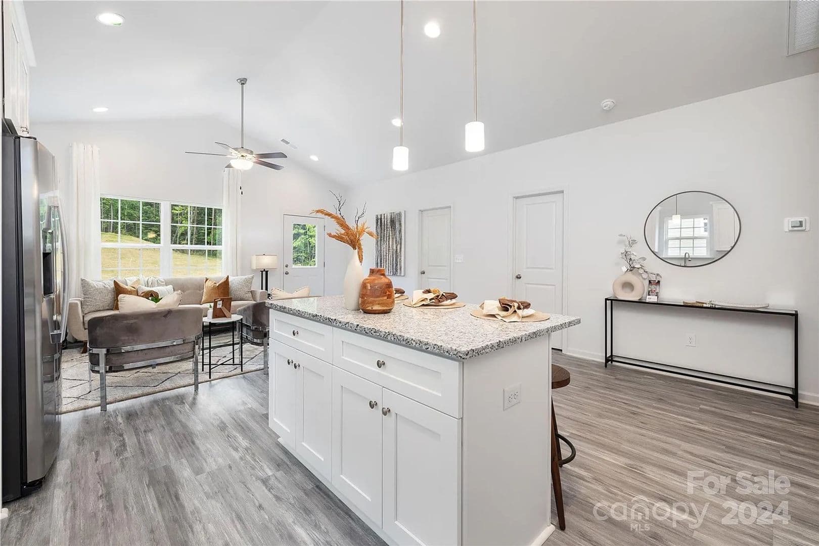 Charlotte House: 3905 Oakwood Rd