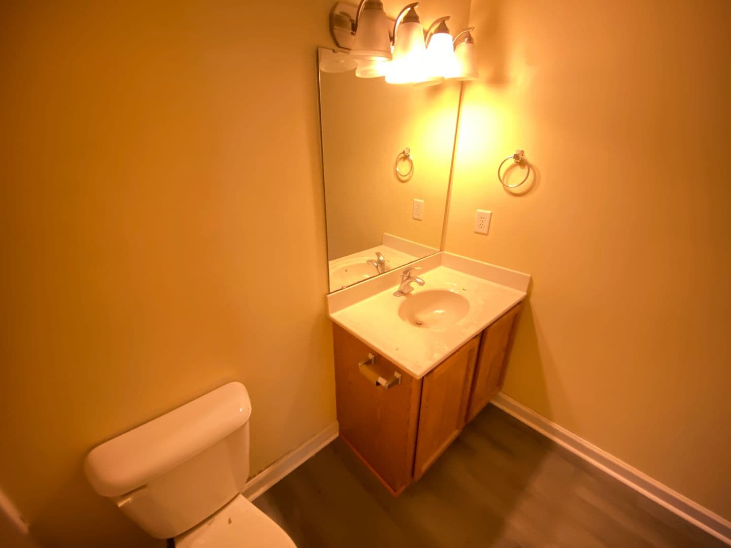 Raleigh House: 5212 #102 Lundy Dr