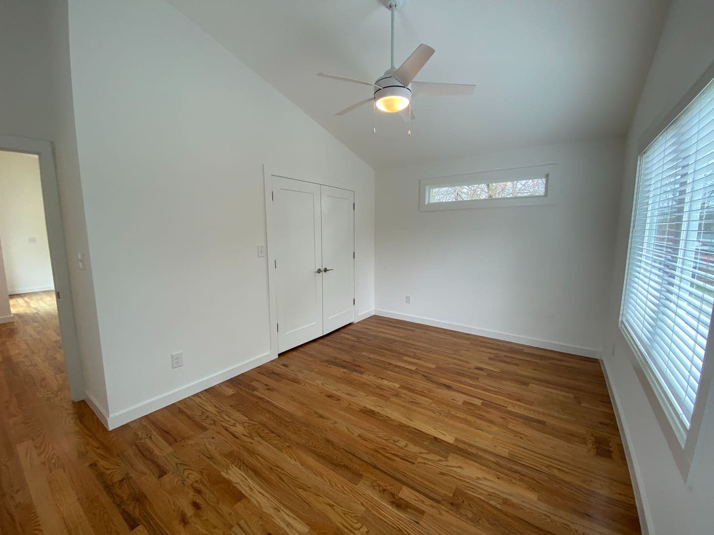Raleigh House: 218 Heck St