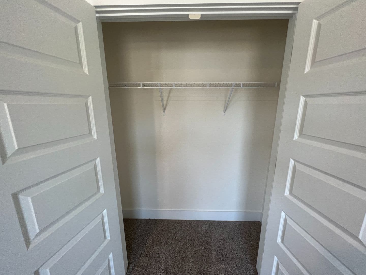 Cary House: 483 Clark Creek Ln