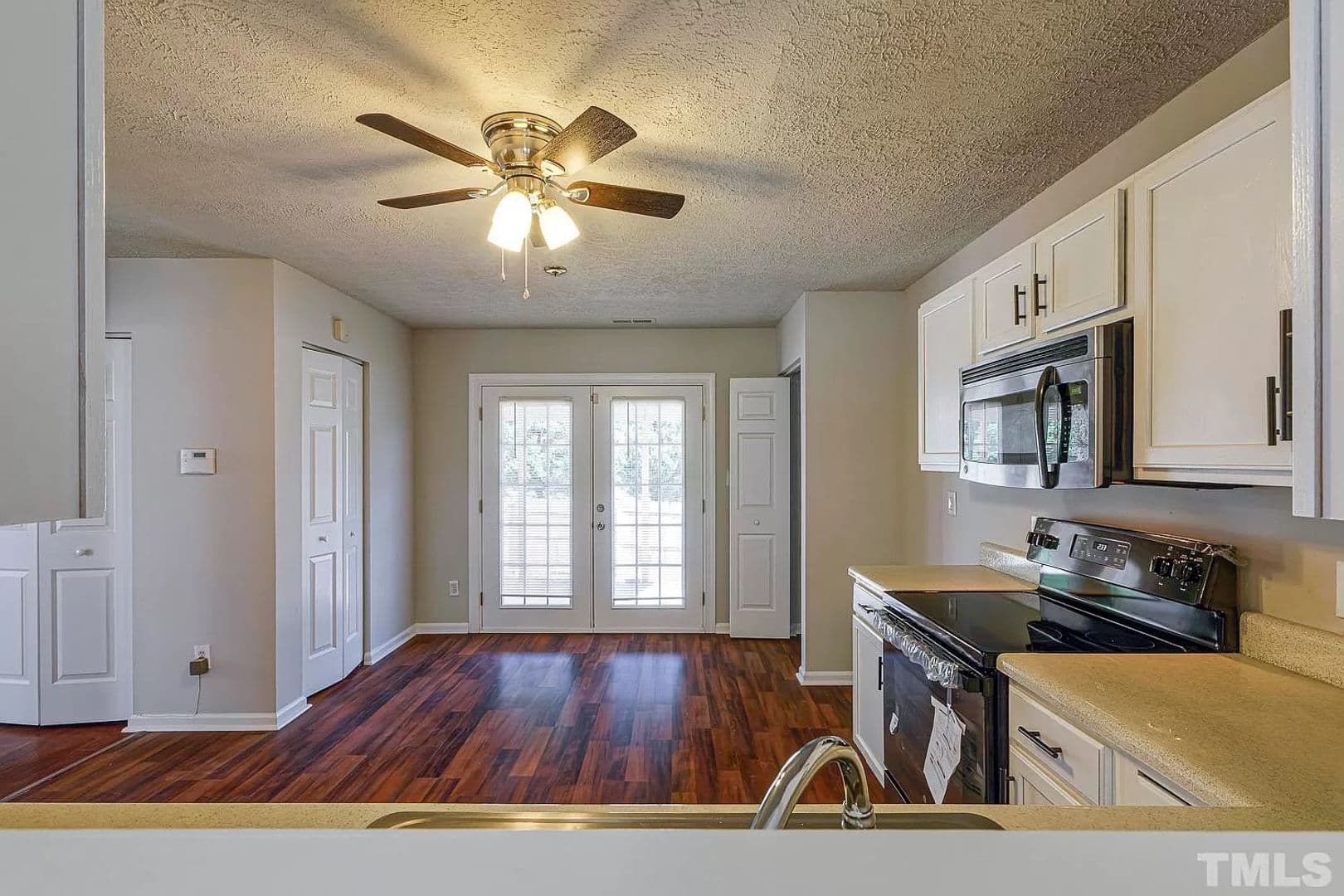 Durham House: 3615 Sana Ct