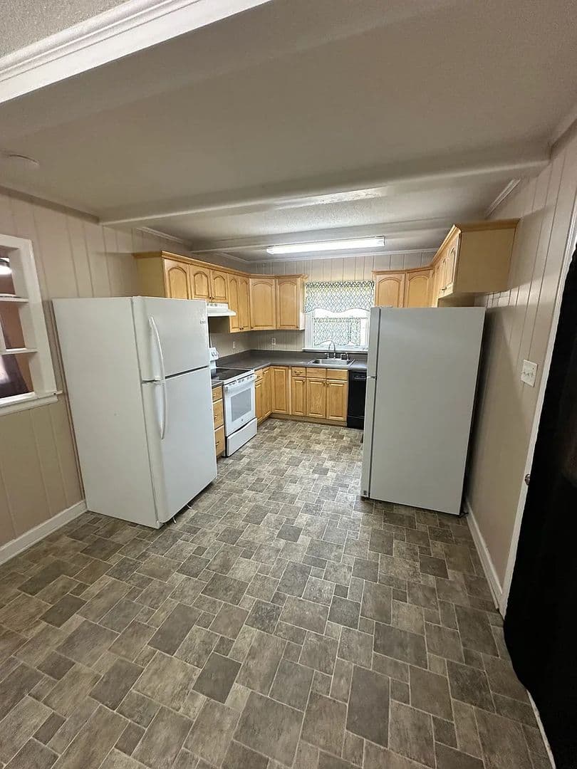 Rock Hill House: 503 Lucky Ct