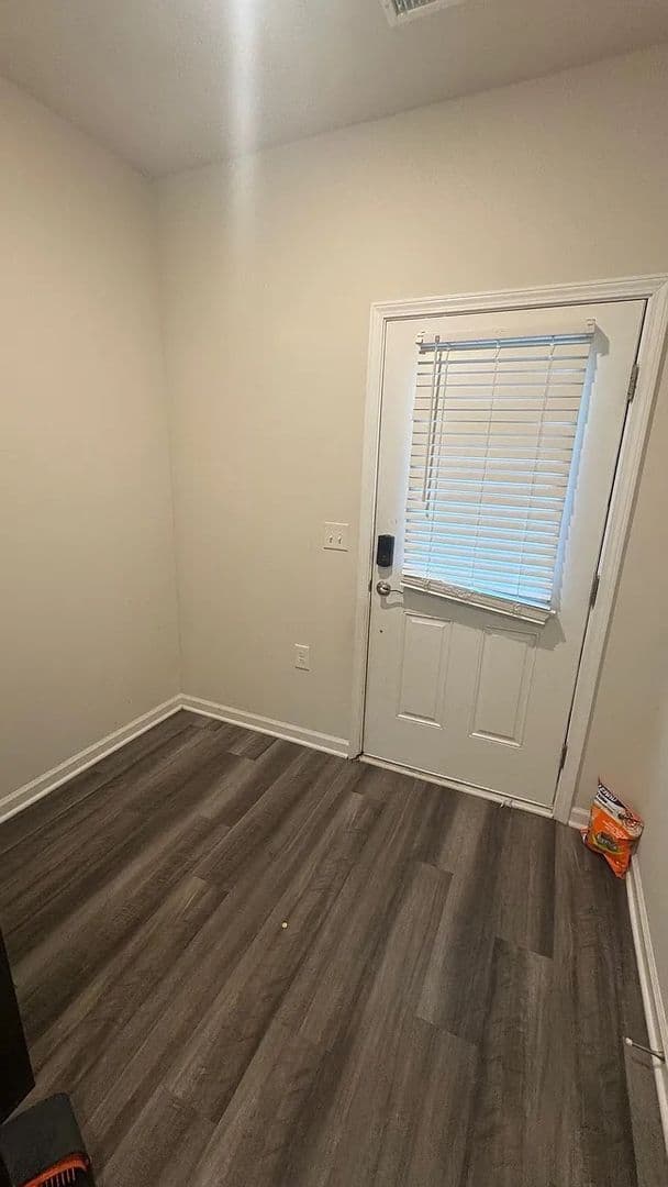Fuquay-Varina House: 103 Joneshaven Dr