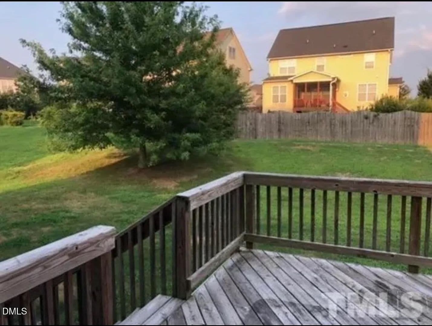 Raleigh House: 4248 Brintons Cottage St