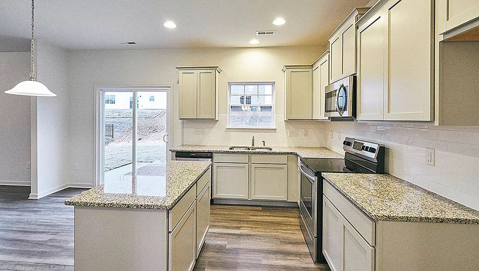 Clayton House: 408 N Great White Way