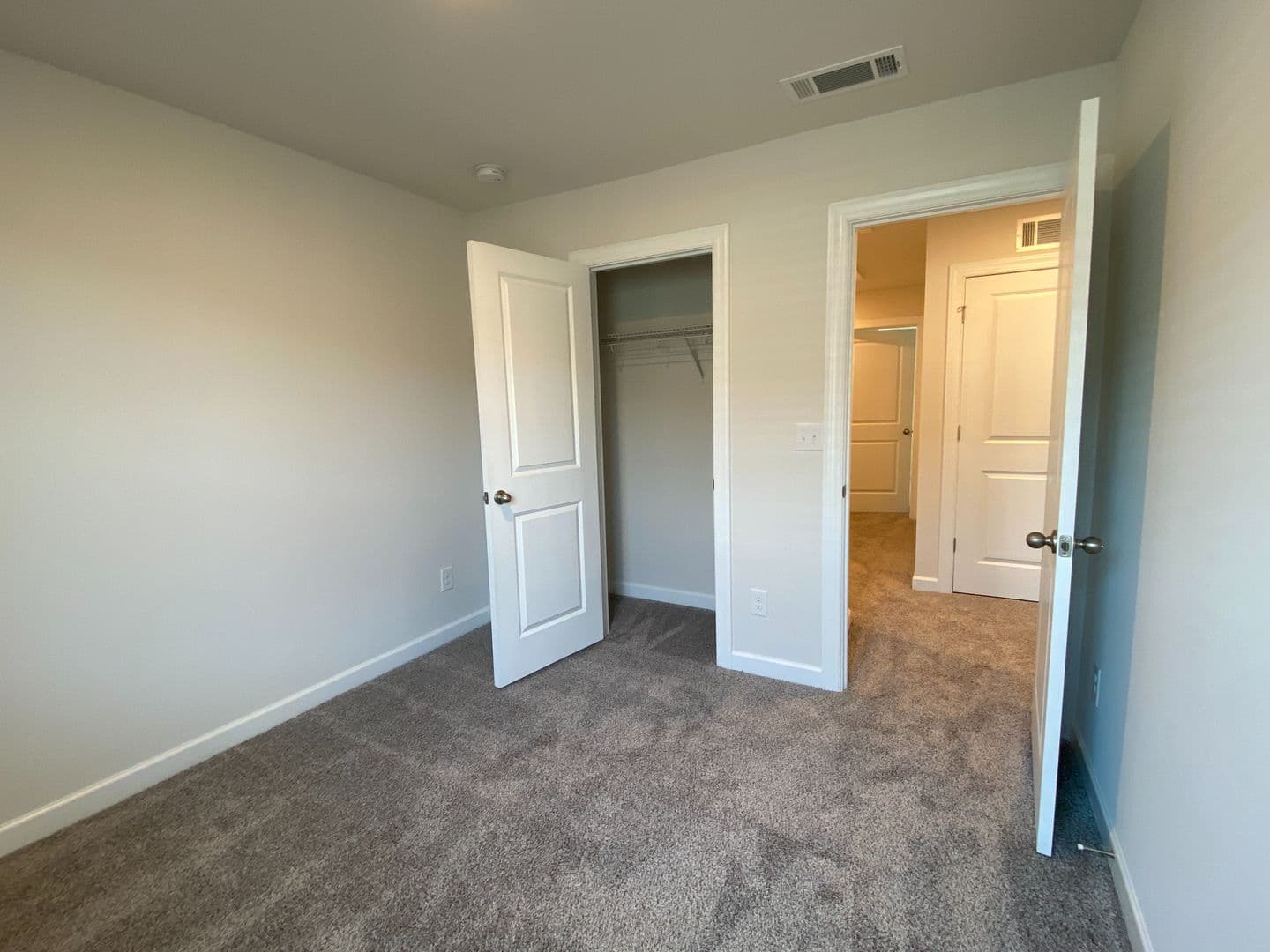 Charlotte House: 2031 Tears Ln