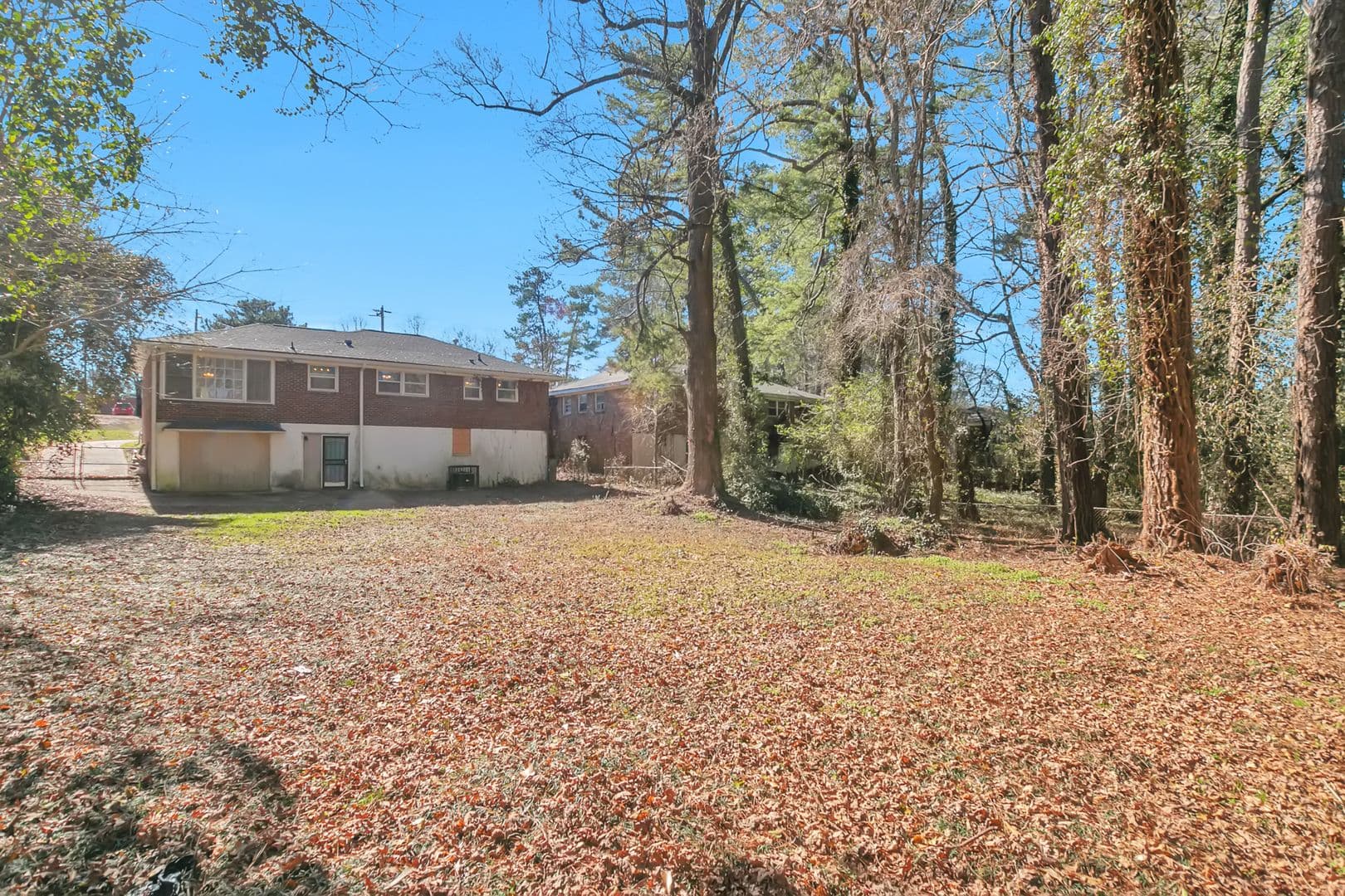 Decatur House: 3036 Santa Monica Dr