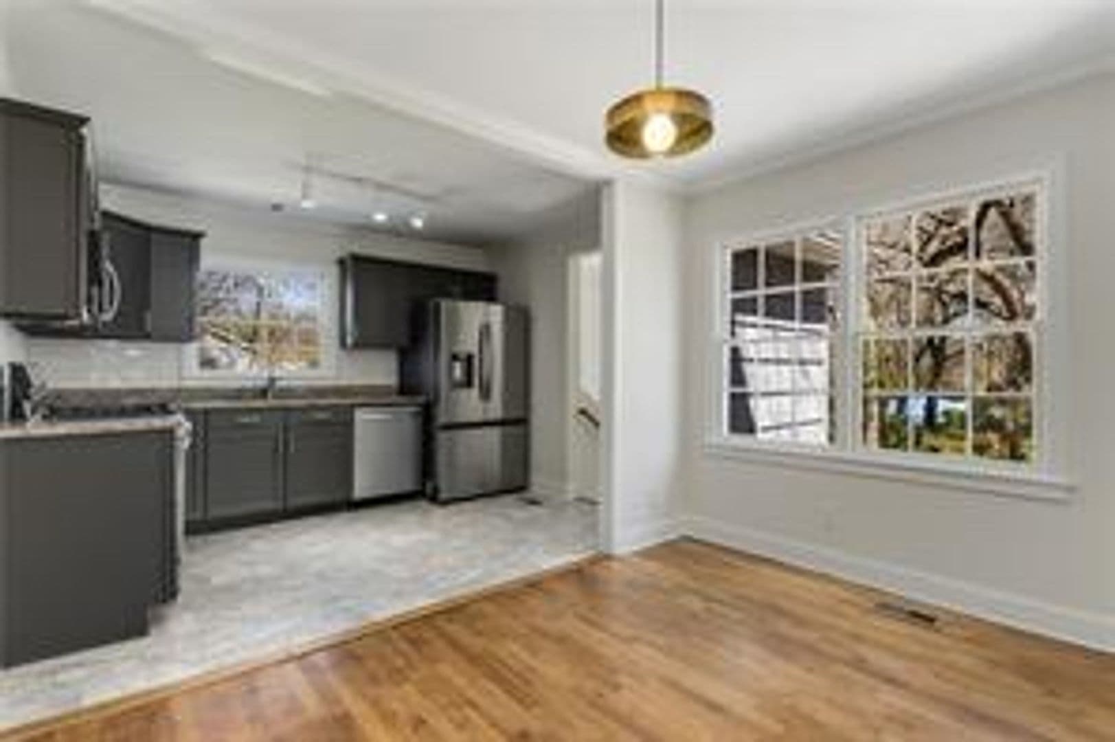 Atlanta House: 2126 Jernigan Dr SE