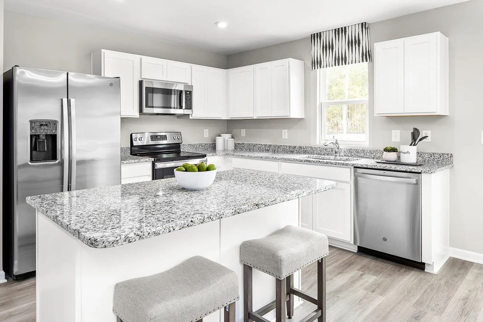 Raleigh House: 6862 Tarik Ln