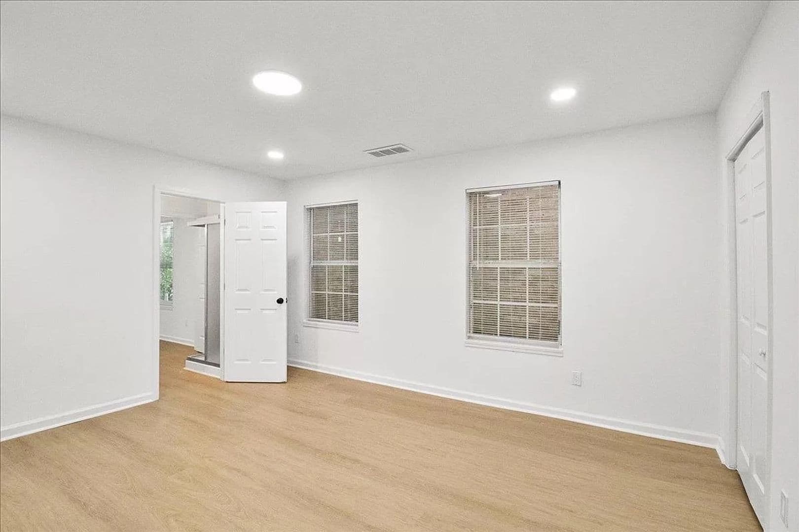 Atlanta House: 961 Fair St SW