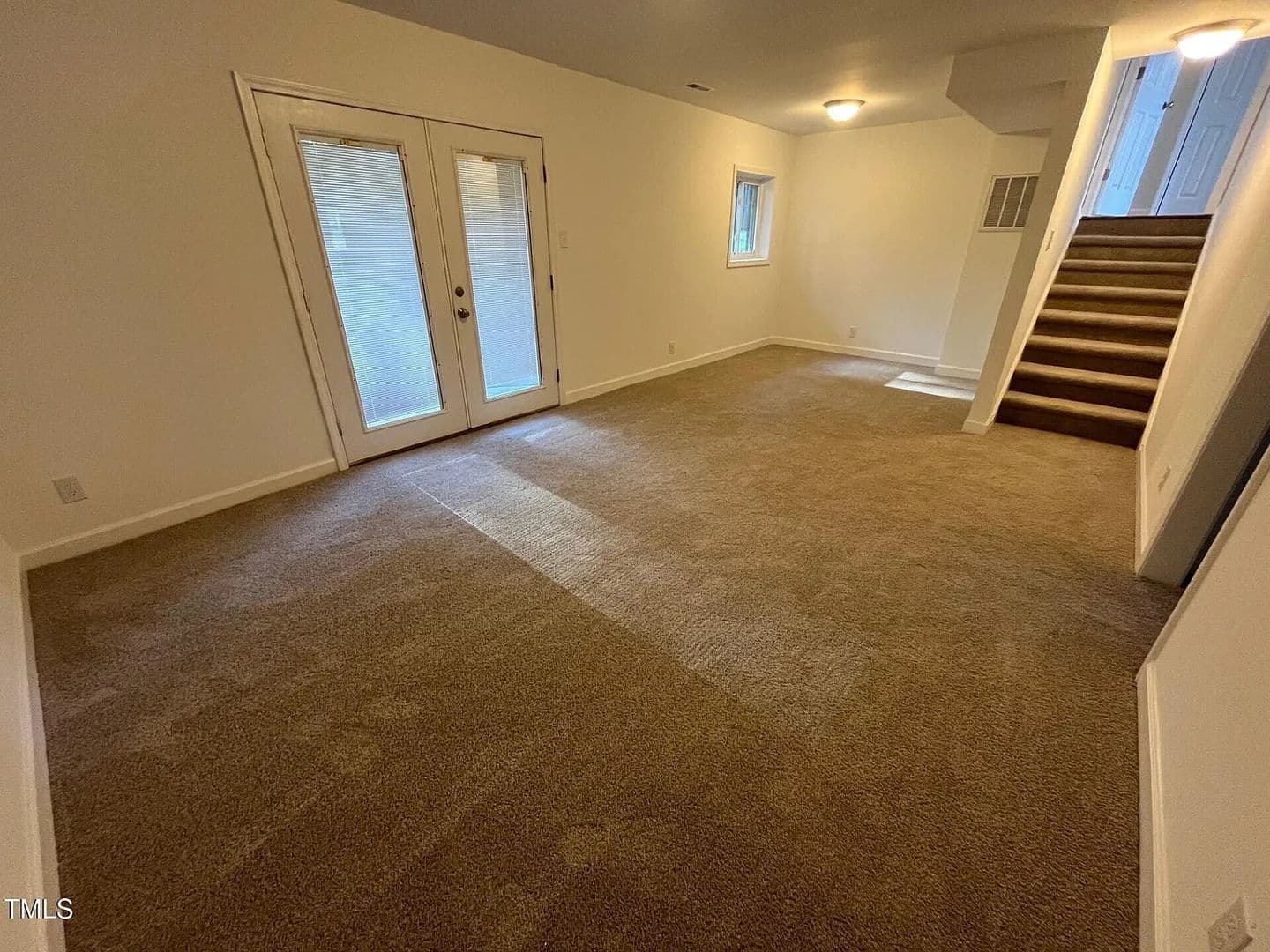 Durham House: 916 Forge Rd