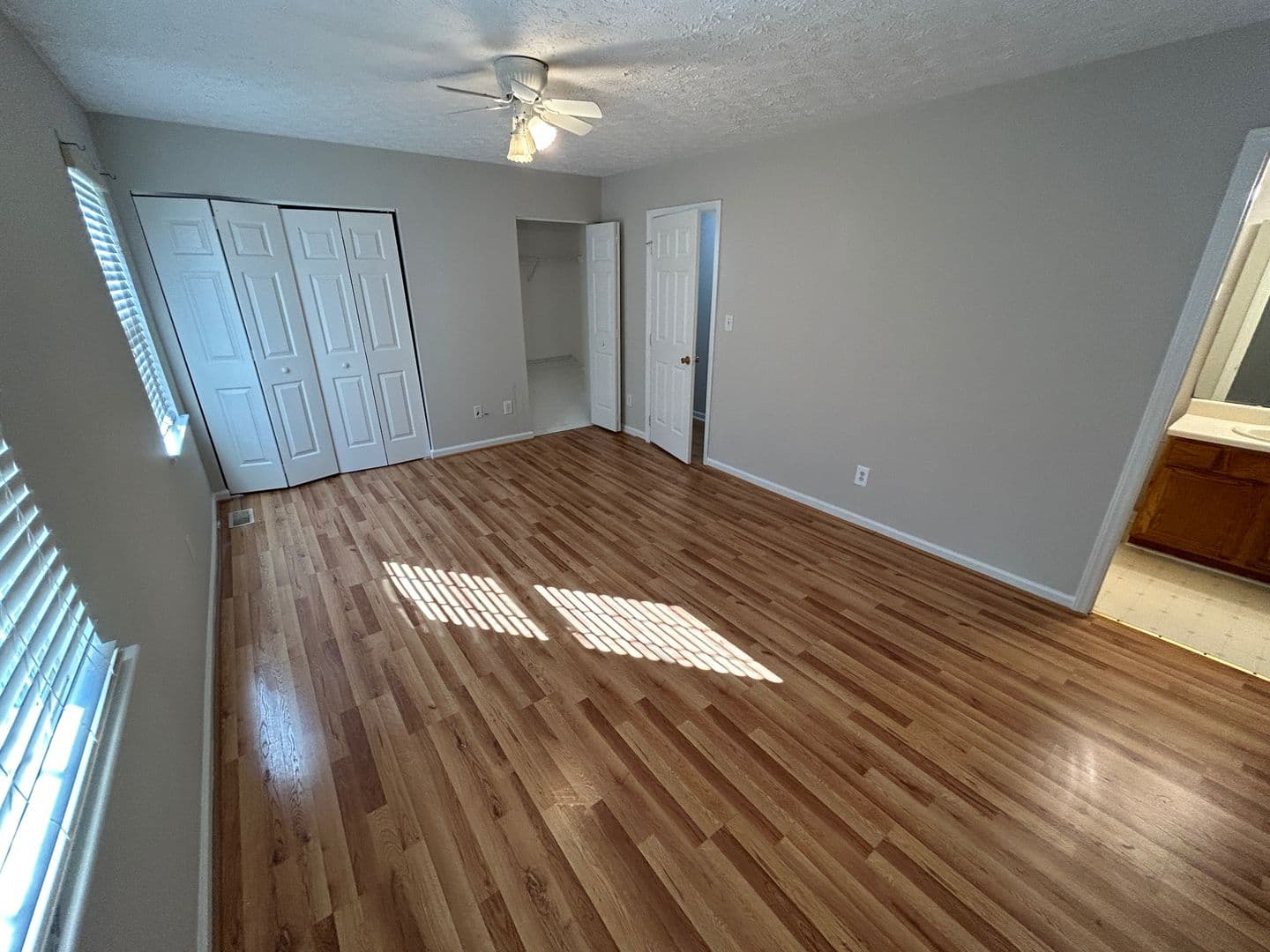 Raleigh House: 7113 Beaverwood Dr