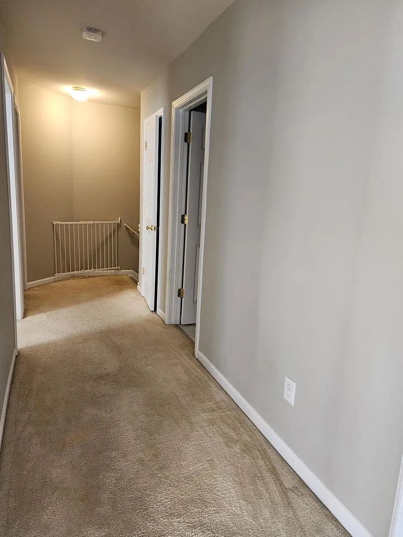 Charlotte House: 15325 Lavista Way