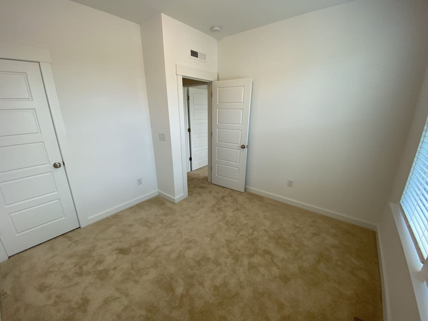Cary House: 1110 Kiernan Grove Ln
