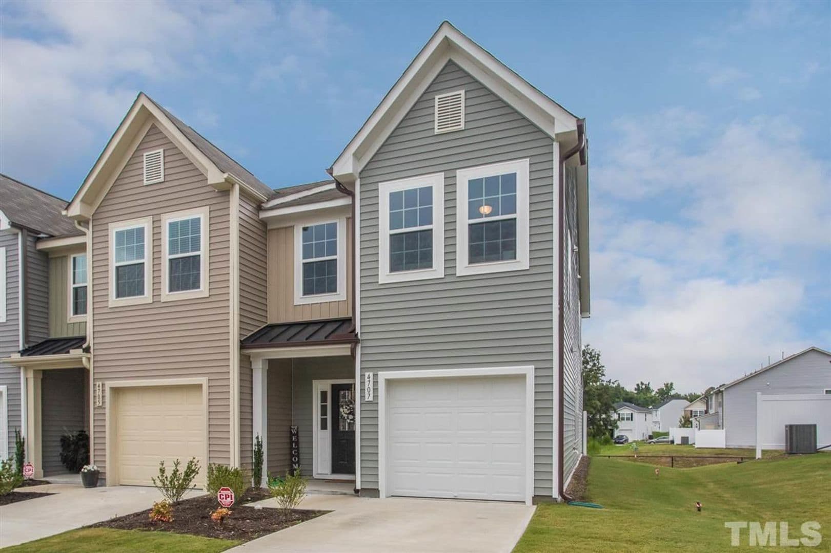Raleigh House: 4707 Princess Lita Way
